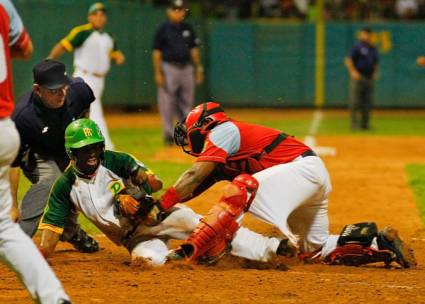 Serie 51 de béisbol 