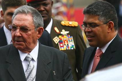 Presidente cubano Raúl Castro llegó a Caracas