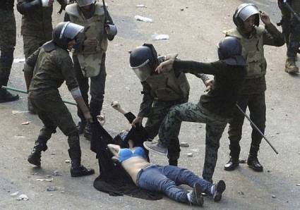 Represión policial en Egipto