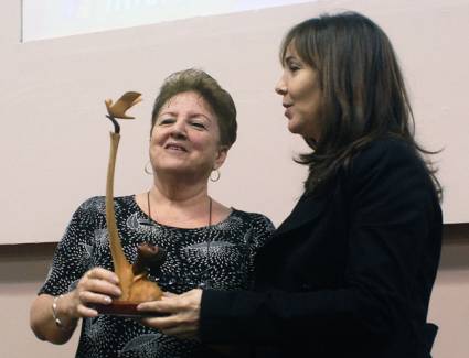 Yolanda Ferrer y Mariela Castro Espín
