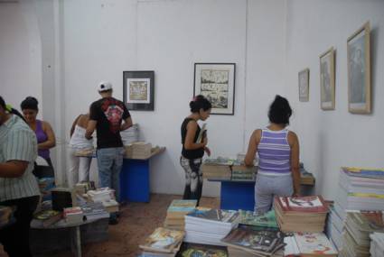 XXI Feria del Libro en la Isla de la Juventud 