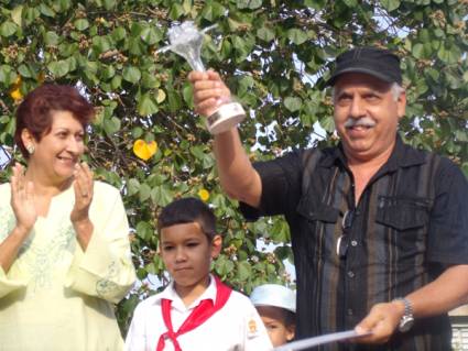 Premio a Roberto Chile