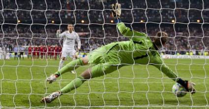 Neuer para la pelota