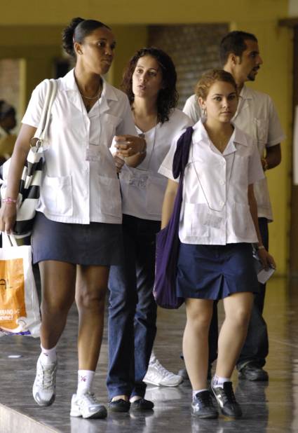 Abierta la matrícula de Ciencias Médicas en la capital - Juventud Rebelde -  Diario de la juventud cubana