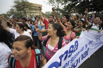 Estudiantes nicaragüenses 