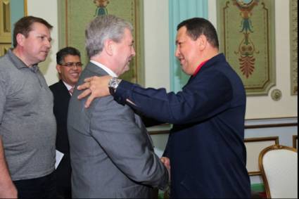 Hugo Chávez y Vladimir Shemashko