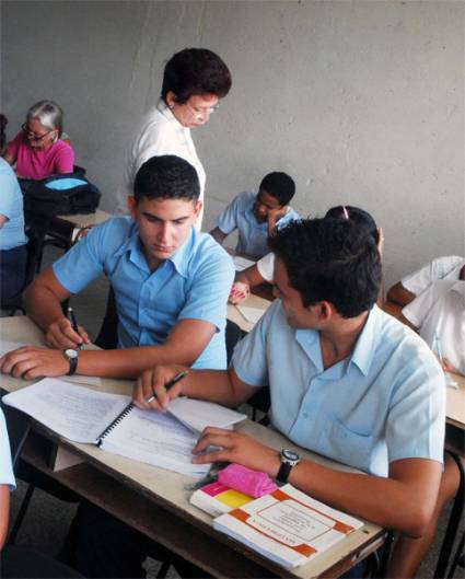 Estudiantes cubanos