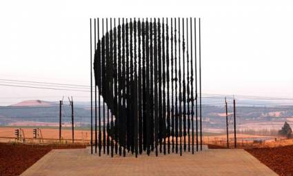 Monumento a Nelson Mandela