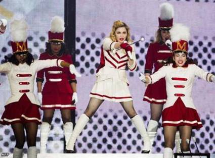 Madonna en la gira mundial de la presentación de su último disco, «MDNA»