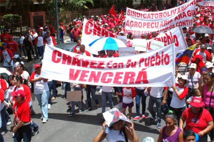 Jóvenes de Venezuela dan su apoyo a Chávez