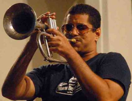 Yasek Manzano