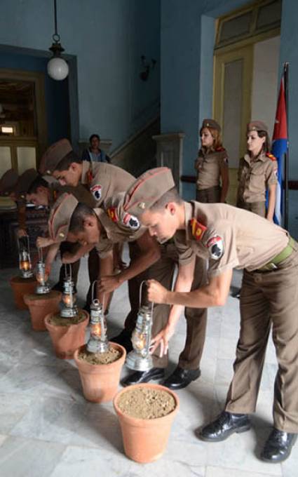 Estudiantes de la Escuela Vocacional Camilo Cienfuegos