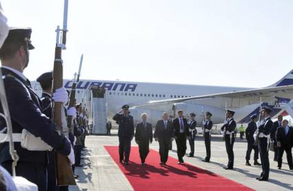 Llegada de Raúl Castro a Chile