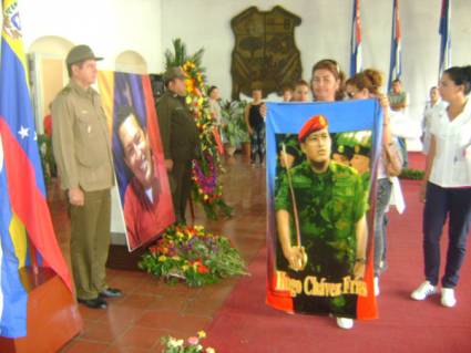 Cuba rinde tributo al presidente Hugo Chávez