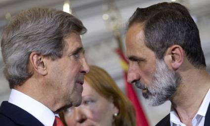 John Kerry y Moaz Al Khatib