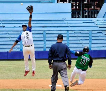 Duelo Cienfuegos vs Industriales