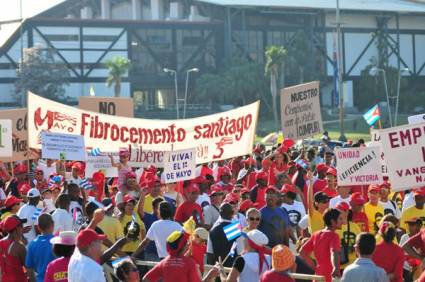 Vibrante desfile este Primero de Mayo en Santiago de Cuba