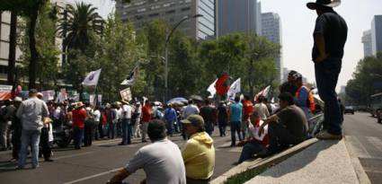 Protestas frente a la embajada de EE.UU. en la capital mexicana