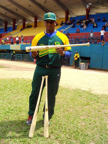 Despaigne valora mucho la calidad de los bates