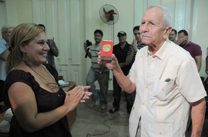 Cronista Elio Menéndez