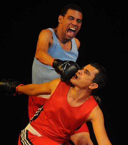 Grupo guantanamero Komotú