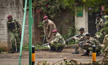 Ataque de los miembros de la milicia radical islámica somalí Al Shabab a centro comercial