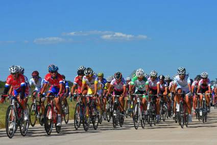 Primer giro ciclístico para mujeres