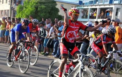 Ciclista cubano Arnold Alcolea