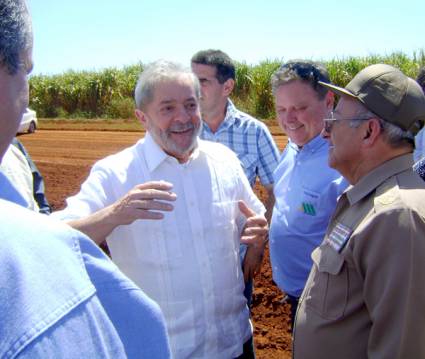 Lula recorrió zonas destinadas al cultivo de la soya
