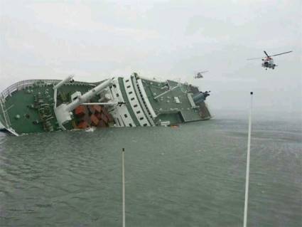 Ferry Sewol hundido en Sudcorea