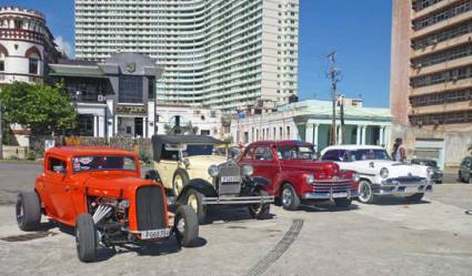 Autos de mediados del siglo pasado