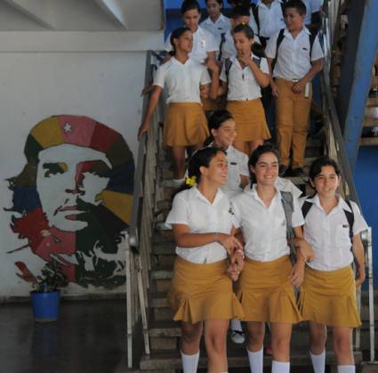 Estudiantes de Secundaria Básica