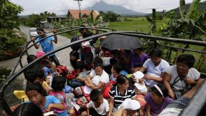 Filipinos son evacuados
