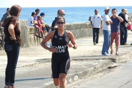 Leslie Amat