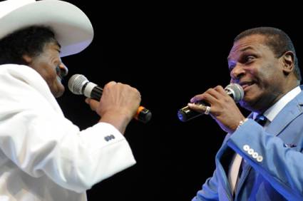 El Canario y Tiburón Morales