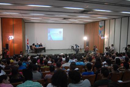 Audiencia parlamentaria Cuba contra el bloqueo