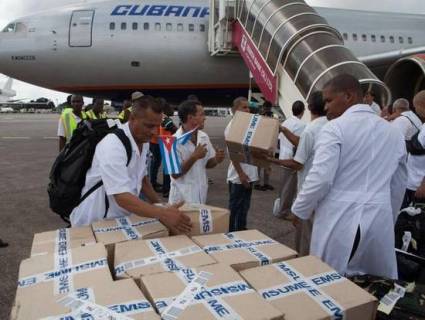 Médicos cubanos en Freetown, Sierra Leona