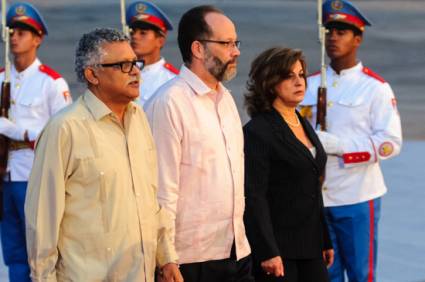 María Esther Reus, Irwin LaRocque y Alfonso Múnera Cavadía