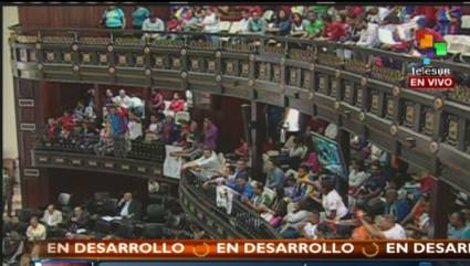 Parlamento venezolano discute Ley Habilitante Antiimperialista