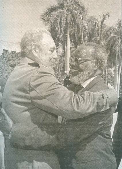 Fidel y Sam Nujoma