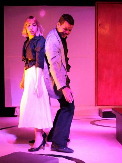 A puertas cerradas, mentes abiertas