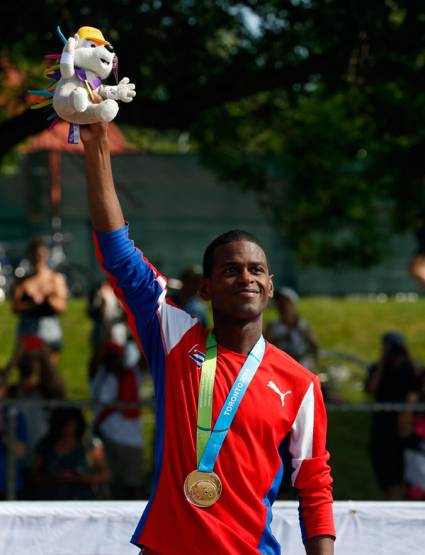 Cubano Richer Pérez gana Oro panamericano en maratón