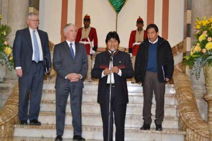Evo Morales busca mejorar relaciones diplomáticas con EU.