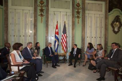 Relaciones diplomáticas entre EE.UU-Cuba