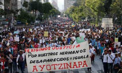 México se vuelca a las calles a un año de Ayotzinapa