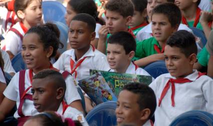 El infinito vuelo de los niños cubanos