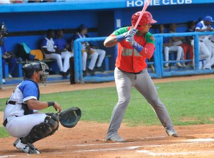 Alarcón sacó el hacha