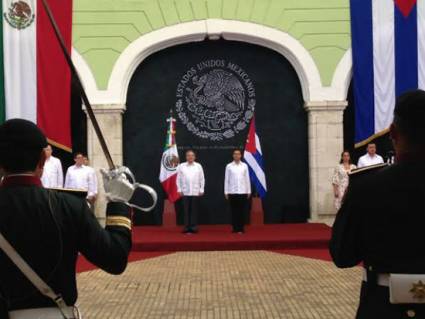 Recibido oficialmente Raúl en México