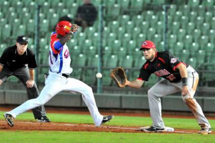 Cuba cae ante Canada en la Premier 12