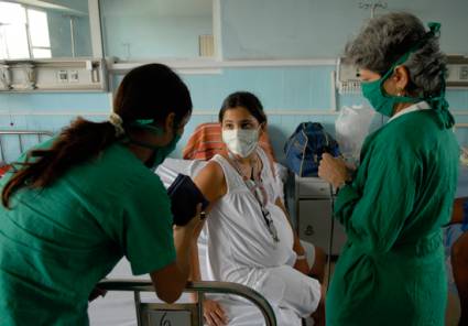 Atención materno infantil en Cuba